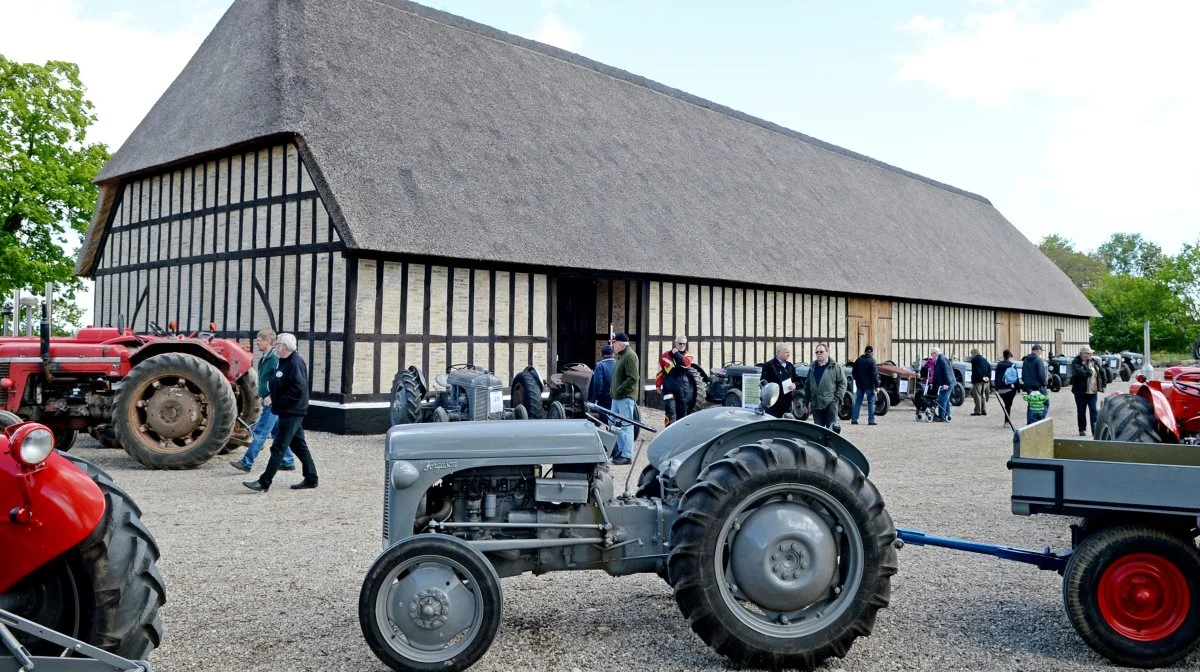 Der plejer at være liv og glade dage og masser af besøgende, når Danmarks Ferguson Museum afholder sine årlige Ferguson Dagen. I museets 500 kvadratmeter store bindingsværkslade vil der være musik og cafe i anledning af Ferguson Dagene den 28. og 29. maj. Arkivfoto