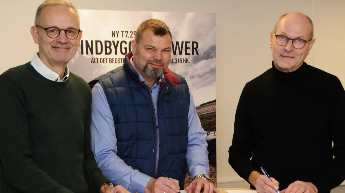 Gert Klitgaard (til venstre) og Christian Holst (i midten) overtog i december 2021 maskinforretningen Johs. Mertz A/S efter Per Mertz (til højre), der var tredje generation af virksomheden. Arkivfoto