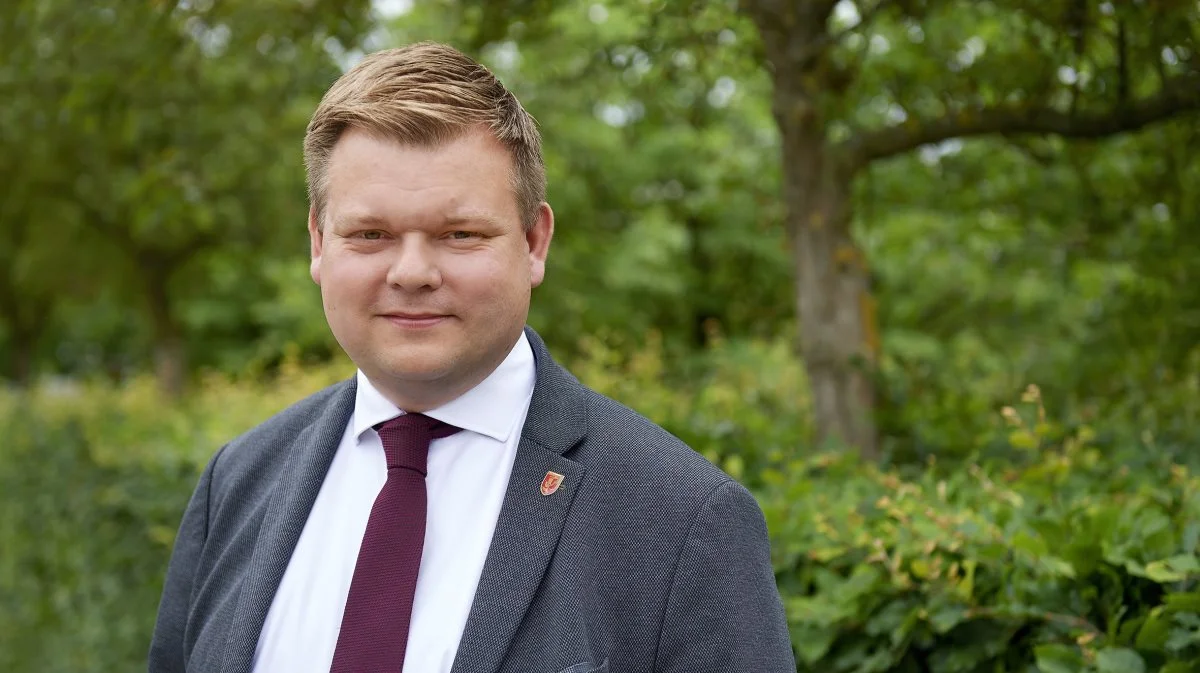 Borgmester Simon Hansen (S) glæder sig over den velvilje, der har været i Guldborgsund Kommune for at gøre en forskel på klimaområdet. Foto: Patrick Kirkby/Guldborgsund Kommune