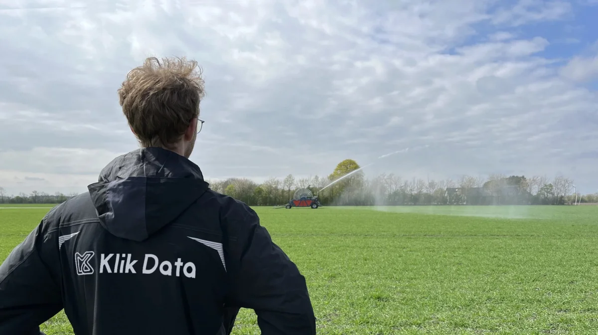 Klik Data er en IT-virksomhed, der arbejder for at automatisere mange landmandsopgaver - blandt andet registrering og fjernstyring af vandingsmaskiner. Fotos: Klik Data