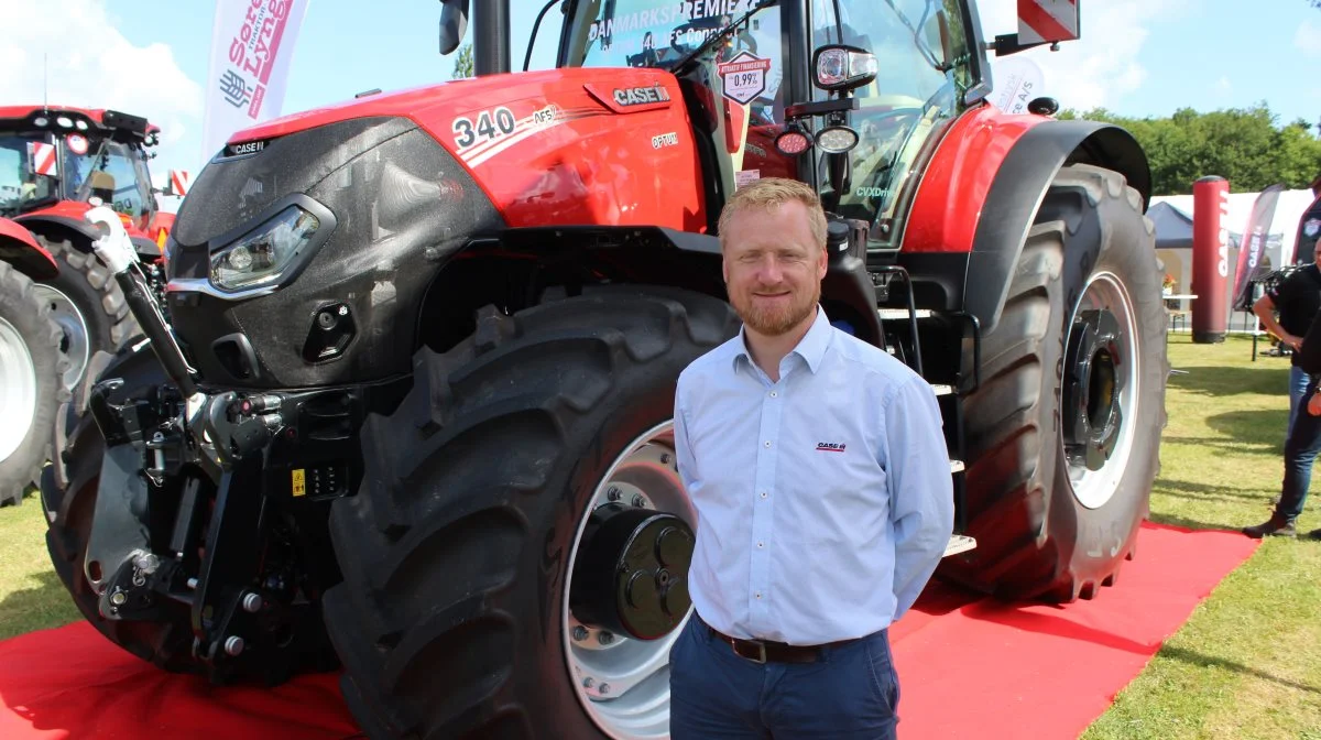 Heine Slyk, der er traktorproduktspecialist hos Case IH for Norden samt Baltikum, var glad for officielt at kunne præsentere den nye topmodel - Case IH Optum 340 AFS-Connect på Landsskuet i Herning, der samtidig var Danmarkspremiere. Foto: John Ankersen