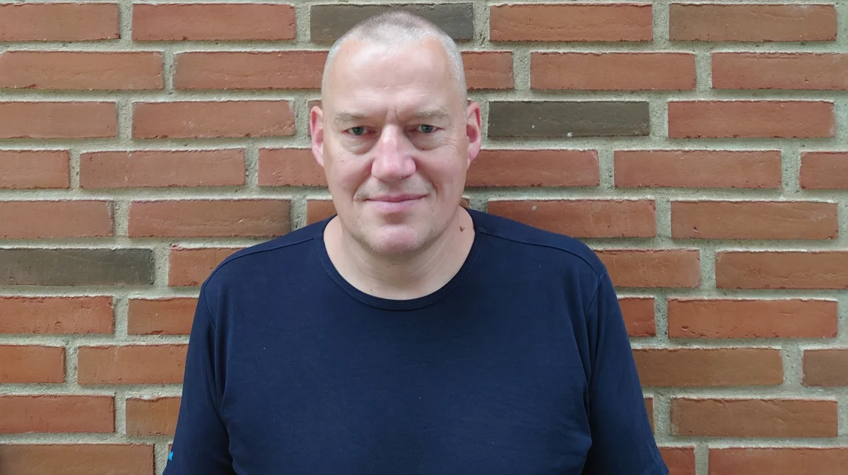 - Øresår hos grise opstår som en følge af fysisk påførte skader på huden - det er altså ikke noget, der på nogen måde kommer indefra hos grisene, fastslår dyrlæge Poul Olsen fra Danvet. Han maner dermed alle andre verserende teorier om, hvad der forårsager øresår, i jorden. Foto: Danvet.