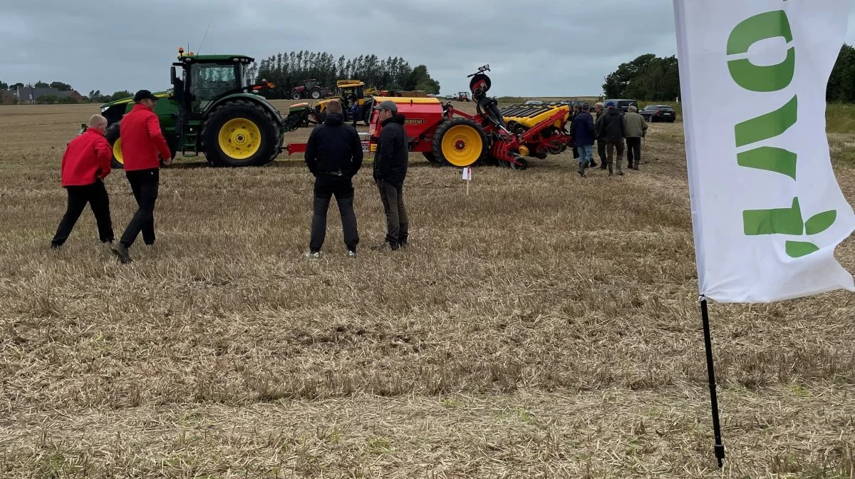 Agrovi inviterede mandag aften til sådemonstration på »Ennergård« mellem Horsens og Bredstrup i det østjyske. Fotos: Jacob Lund-Larsen