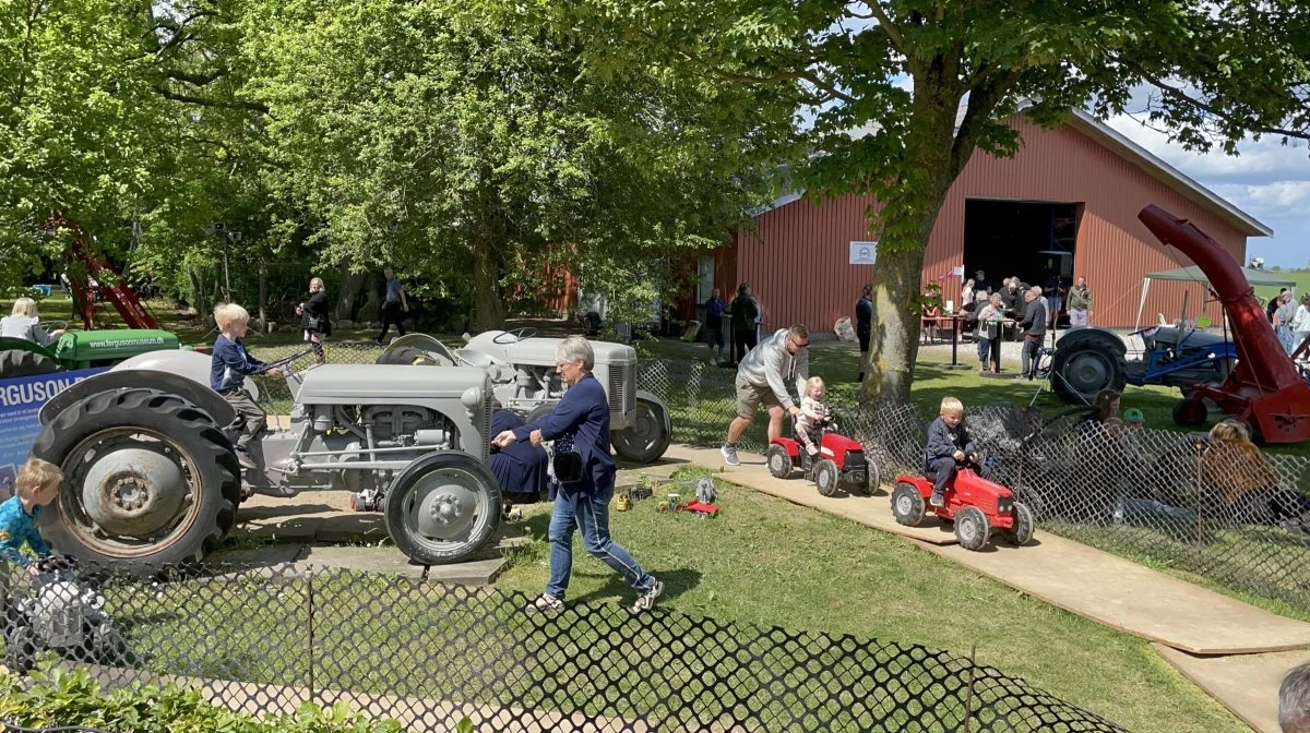 Ejer af Danmarks Ferguson Museum, Henrik Nielsen, har fået mulighed for at drive sit museum videre. Arkivfoto