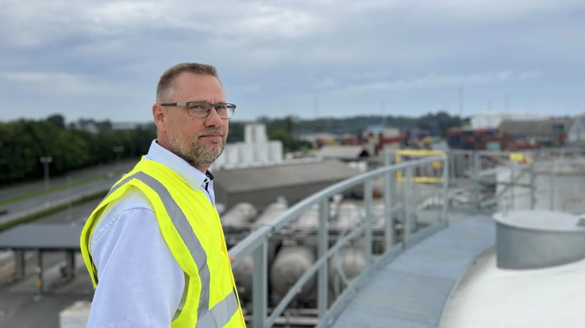 Lars Hindbo har en mission. Præcisionsjordbrug skal handle mindre om teknik og mere om at få fordelt næringsstofferne korrekt - og at få dem tildelt så planterne kan bruge dem. Foto: Kasper Stougård 