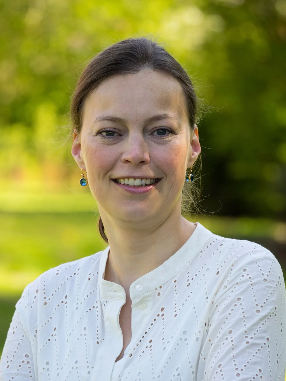 Fem kilometer øst for Hadsund, lige ned til Mariager Fjord, ligger planteavlsbedriften HSH Agro I/S. Den ene af ejerne, Manon Lüttichau Blou, tog i 2022 initiativ til, at de fik udarbejdet en fælles strategi for virksomheden.