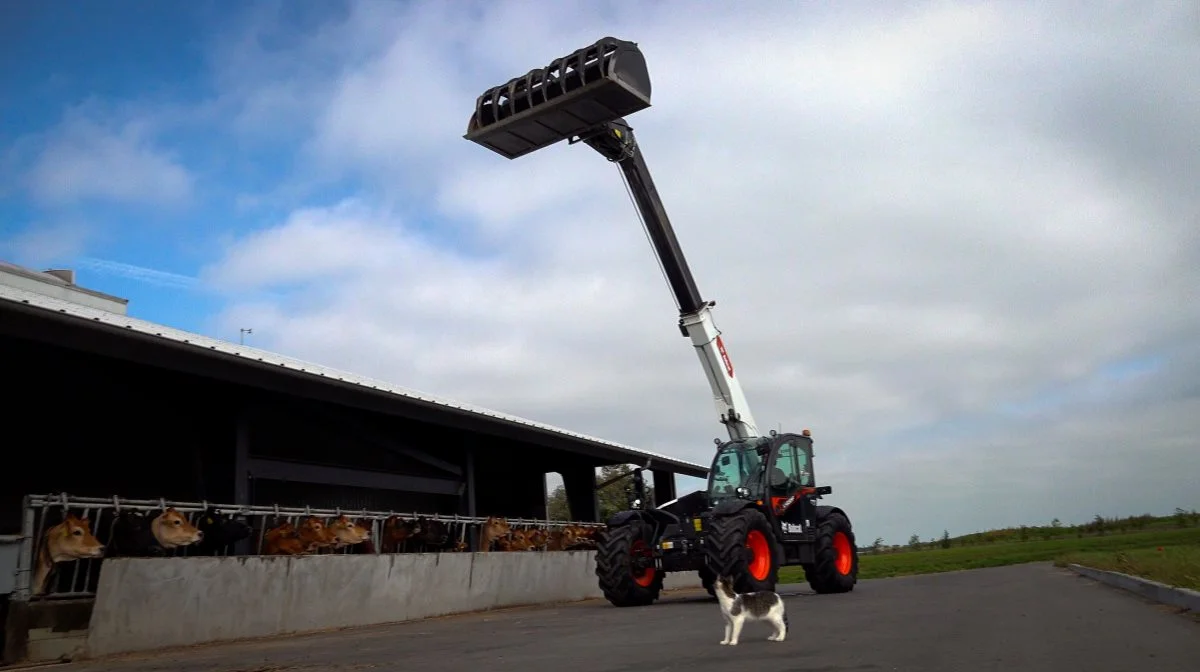 Bobcat'en har en løftehøjde på 8 meter.