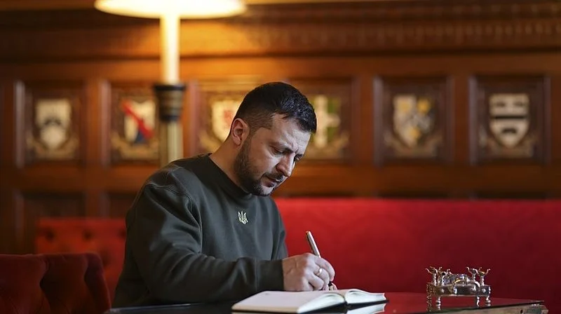 Rusland prøver at gøre manglen på mad til et våben i krigen mod Ukraine, udtalte præsident Volodymyr Zelensky i sin tale ved FN's generalforsamling tirsdag i New York. Arkivfoto:  Simon Dawson / No10 Downing Street via Creative Commons
