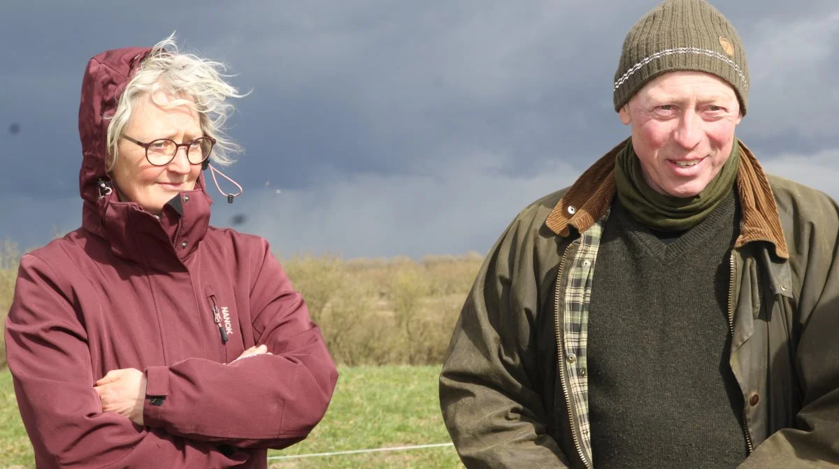 Hans Erik Jørgensen, der er formand for Økologisektionens bestyrelse i Landbrug & Fødevarer og her i selskab med sin hustru Kirsten Rasmussen, opfordrer til, at så mange som muligt deltager. Arkivfoto: Henriette Lemvig