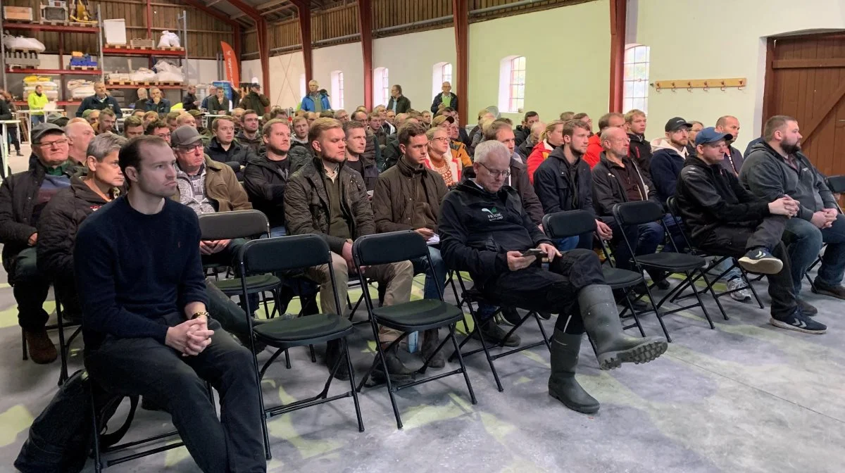 Agrovis Sund Jord-dag har tidligere år været afholdt helt eller delvist indendørs - her fra sidste års arrangement. Foto: Jesper Hallgren