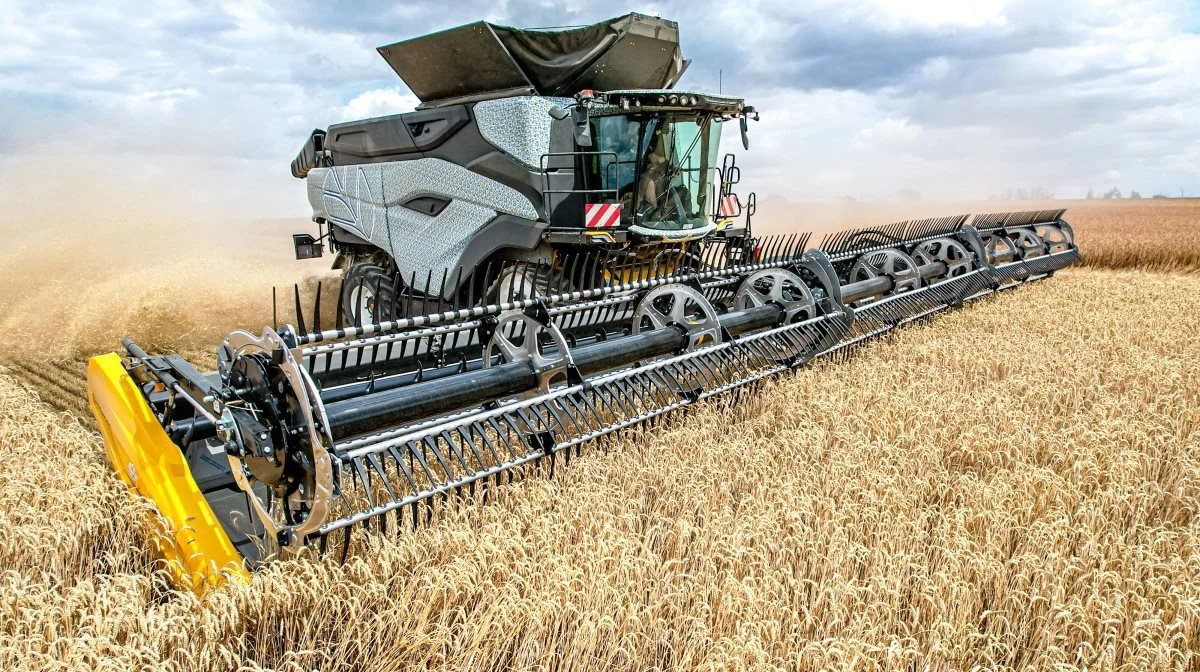 New Holland triumferer med guld ved Agritechnica Innovationspriser 2023 for deres banebrydende CR Twin Axial rotor-mejetærsker. Foto: New Holland