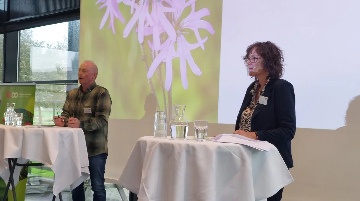 Nogle af forskningsmidlerne er øremærket til økologi, og det glæder Landbrug & Fødevarers økologichef Kirsten Lund Jensen (til højre). Arkivfoto: John Ankersen
