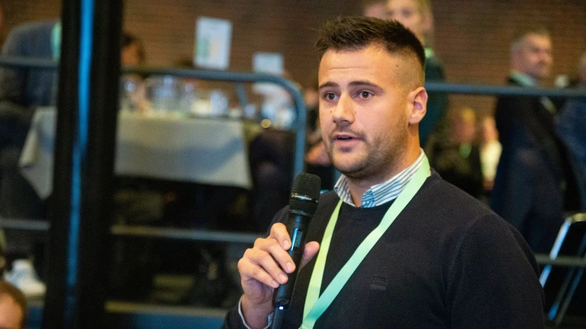 - Jeg savner, at vi ikke kan have flere studerende på lederuddannelserne. De store landbrugsvirksomheder har virkelig brug for, at vi får nogle flere ledere ind i erhvervet, lød det fra agrarøkonomistuderende Nicolai Høj Andersen. 