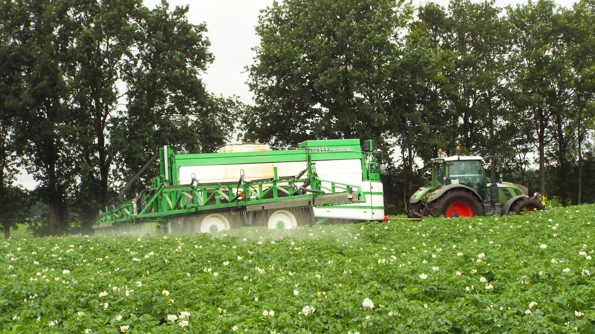 På Agritechnica udstilles den helt store Tandem-model fra CHD Eefting - og netop den sprøjte, der står Hannover i kommende uge, har kørt i Danmark siden sommer. Foto: Brdr. Toft