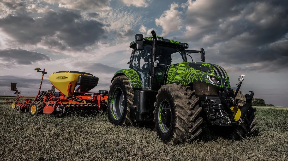 Prototypen Steyr Hybrid CVT har været i marken i løbet af sommeren. Foto: Steyr