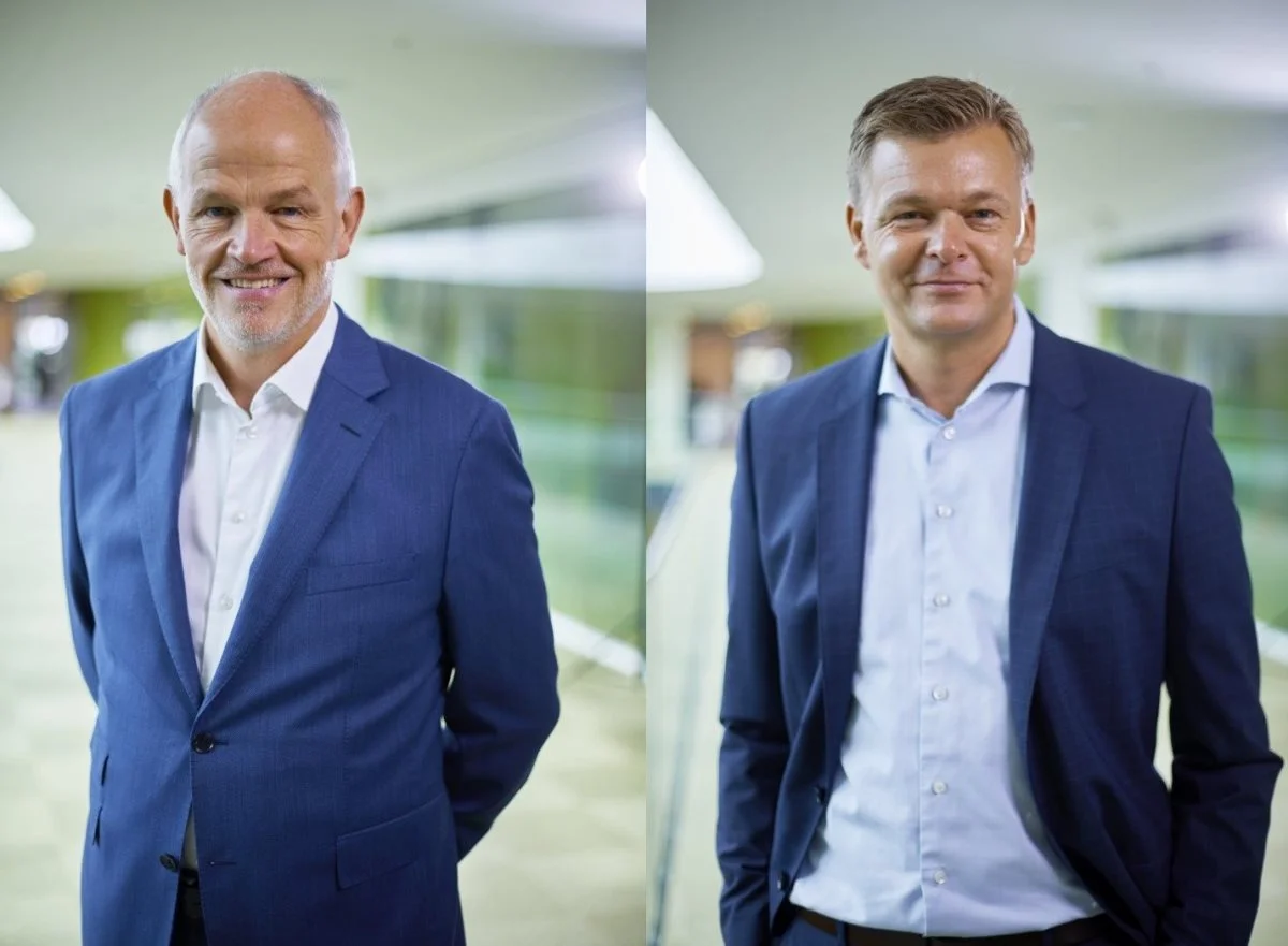 Fra venstre: Afgående adm. direktør i Arla Foods Ingredients, Henrik Andersen, og fra 1. februar 2024 den nye adm. direktør og nuværende kommercielle direktør, Luis Cubel. Foto: Arla
