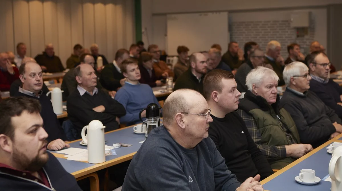 Et halvt hundrede fynske frøavlere deltog i den traditionsrige frødag, hvor Erling Bonnesen og Asger Christensen indledte. 