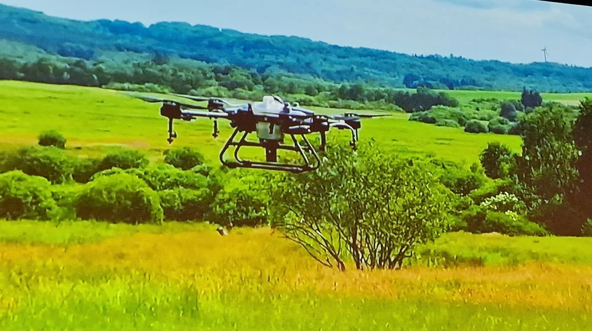 - Afdrift fra drønesprøjtning er den store udfordring og gør at EU lige nu sidestiller dronesprøjtning med det nu forbudte flysprøjtning, fortalte Thomas Nitschke, faglig leder på Teknologisk Institut.
