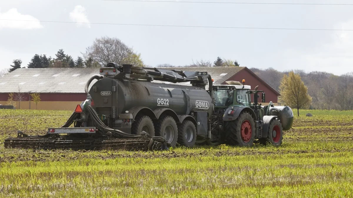 Emil Dollerup opfordrer til, at man altid anvender nitrifikationshæmmer, når man tildeler gylle til majs. - Det sikrer, at kvælstoffet er tilgængeligt, når majsen har brug for det, siger han. Foto: Erik Hansen