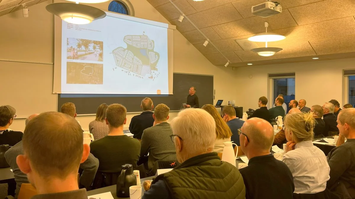 Arkitekt Arne Nielsen fra Nodo arkitekter kom med masser af tips & tricks til, hvordan man kan gribe et udviklingsprojekt an – om vigtigheden af at være engageret og synlig samt om at sætte et stærkt rådgivningshold fra starten.