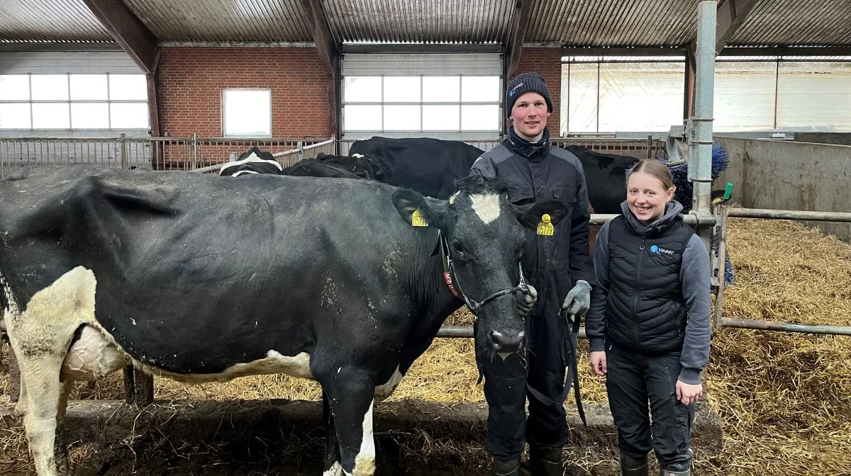 Amalie er på skole nu, men hjælper til i weekenderne. Det var hende og Simon, som fik hinanden gejlet op til, at de nu skal på Agro Nord. Foto: Søren Henningsen
