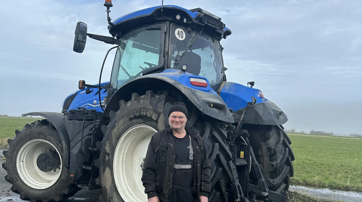 Henning Bergmann har haft GPS Safe monteret på sin traktor i et år, og har haft gode erfaringer med enheden. Foto: Noovall
