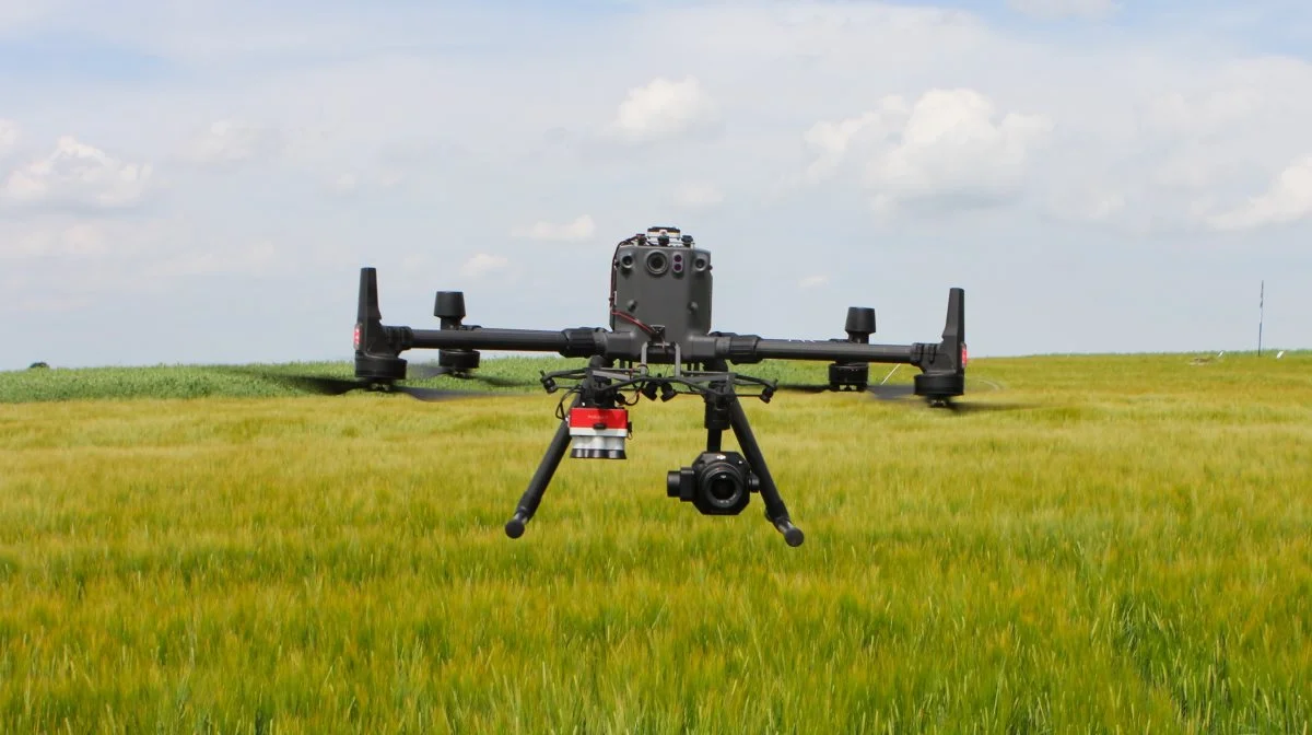 Overvågning med droner og kunstig intelligens er ét redskab på vejen mod et halveret pesticidforbrug. Men det handler om mere end teknologi. Foto: Kasper Stougård 