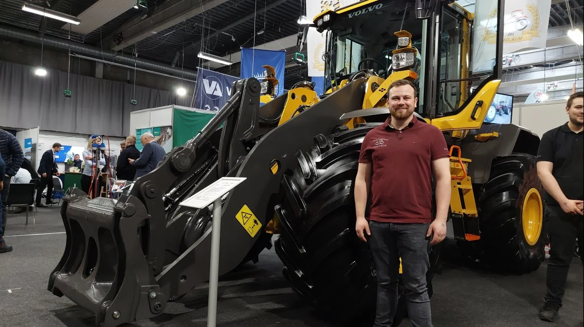 Emil Høgh Jensen, Thorup Maskinhandel, glæder sig over, at der er kommet godt gang i salget i 2024. Fotos: Christian Carus