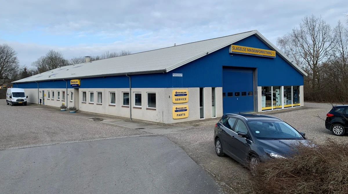 Johs. Mertz har overtaget Slagelse Maskinforretning og der ventes stort rykind, når der inviteres til åbent hus med mange gode tilbud fredag den 22. marts. Foto: Jesper Hallgren 