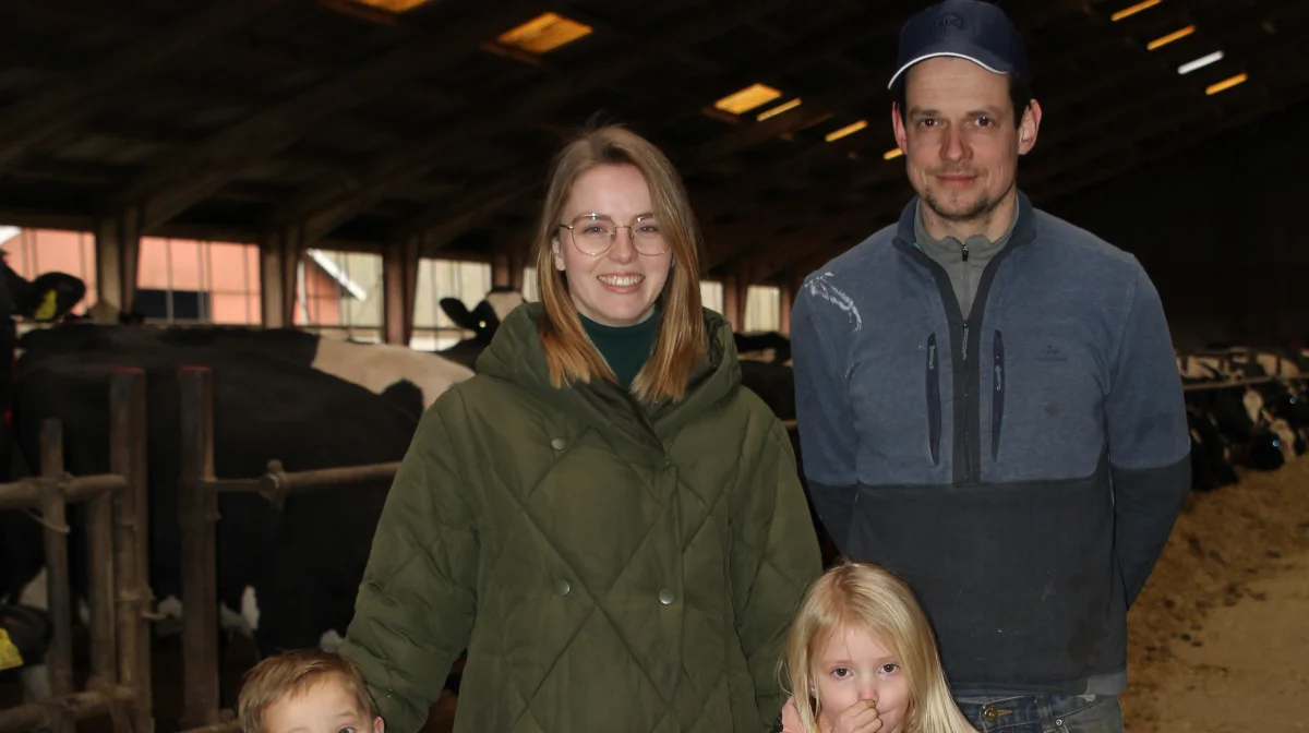 Anna-Gerrie og Wilfred Kingma med børnene Lauren (th) og Jurre (tv).