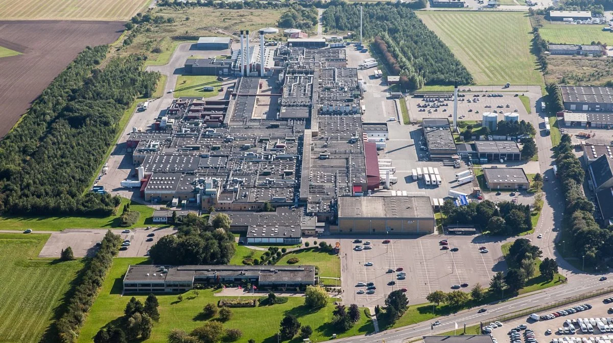 Beslutningen om lukke det store Danish Crown-slagteri vil medføre, at knap 1.200 stillinger nedlægges. Foto: Danish Crown