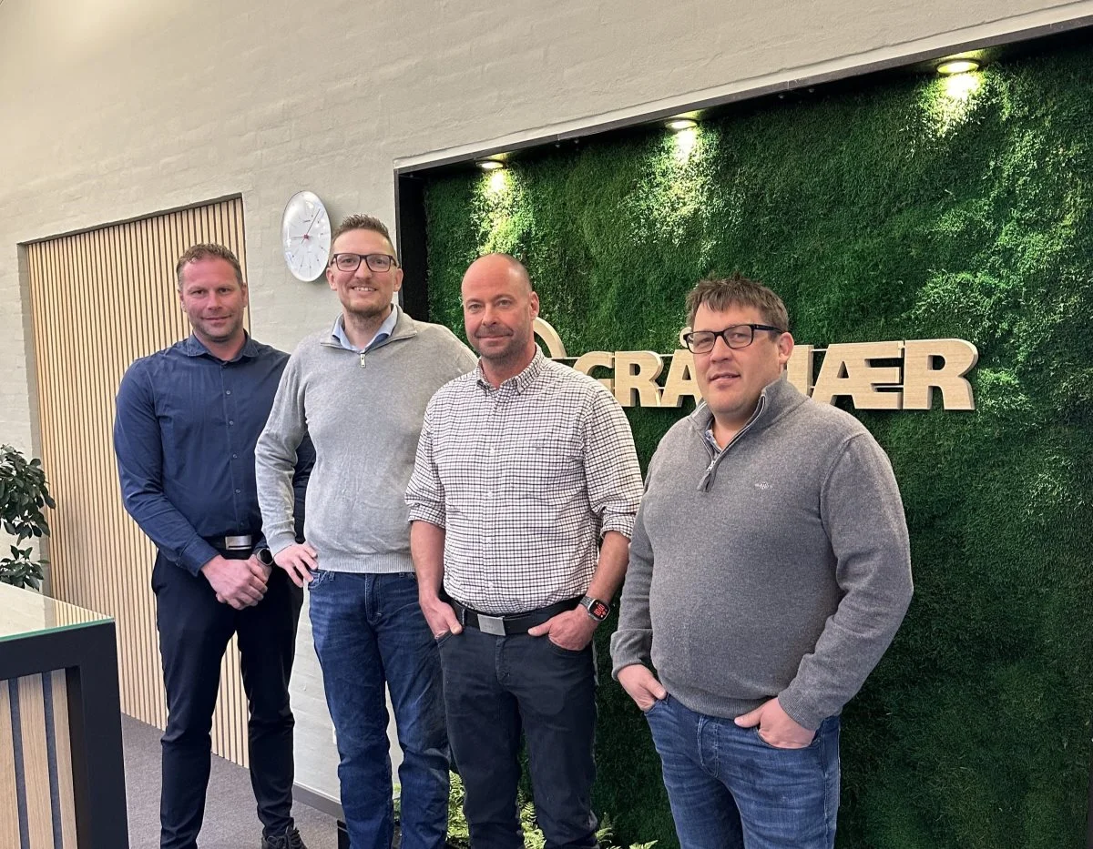 Fra venstre; Christoffer Fuglbjerg, projektchef ved Gråkjær, Jesper Knak, projektkonsulent, Mattias Espert, investor, Stora Markie Gods, og Patrik Viktorsson, inspektør, Stora Markie Gods.
