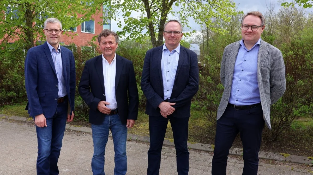 Fra venstre ses vicedirektør i Agri Nord, Anders Hummelmose, formand i Agri Nord, Carl Chr. Pedersen, formand i LandboNord, Torben Farum og adm. direktør i LandboNord, Uffe Bertelsen. Foto: LandboNord og Agri Nord