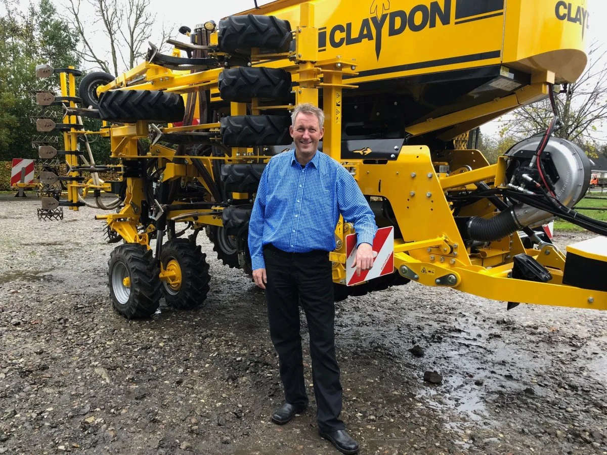 Steen Olesen har solgt Claydon-maskiner i Danmark i mere end ti år. 