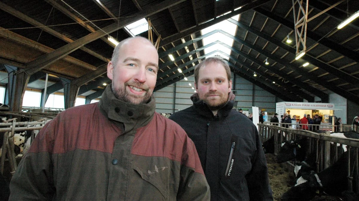 Fra venstre: Niels Bondesen Rasmussen og Rasmus Haltrup fra Mejls Mælkeproduktion ApS. Arkivfoto