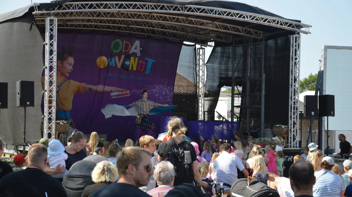 Ligesom sidste år ved der også være underholdning for det yngre publikum på skuets scene. Lørdag klokken 10 er det Popsi & Krelle, der spiller live. Arkivfoto: Camilla Bønløkke 