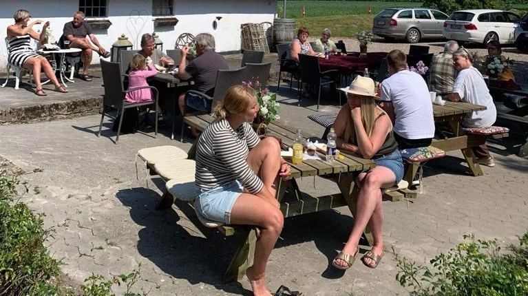 I omegnen af 100 gæster kiggede forbi Kildegaarden Highland Cattle ved Skalkendrup, da de i sidste weekend holdt åben gård i forbindelse med Fynsk Kødkvægdag.