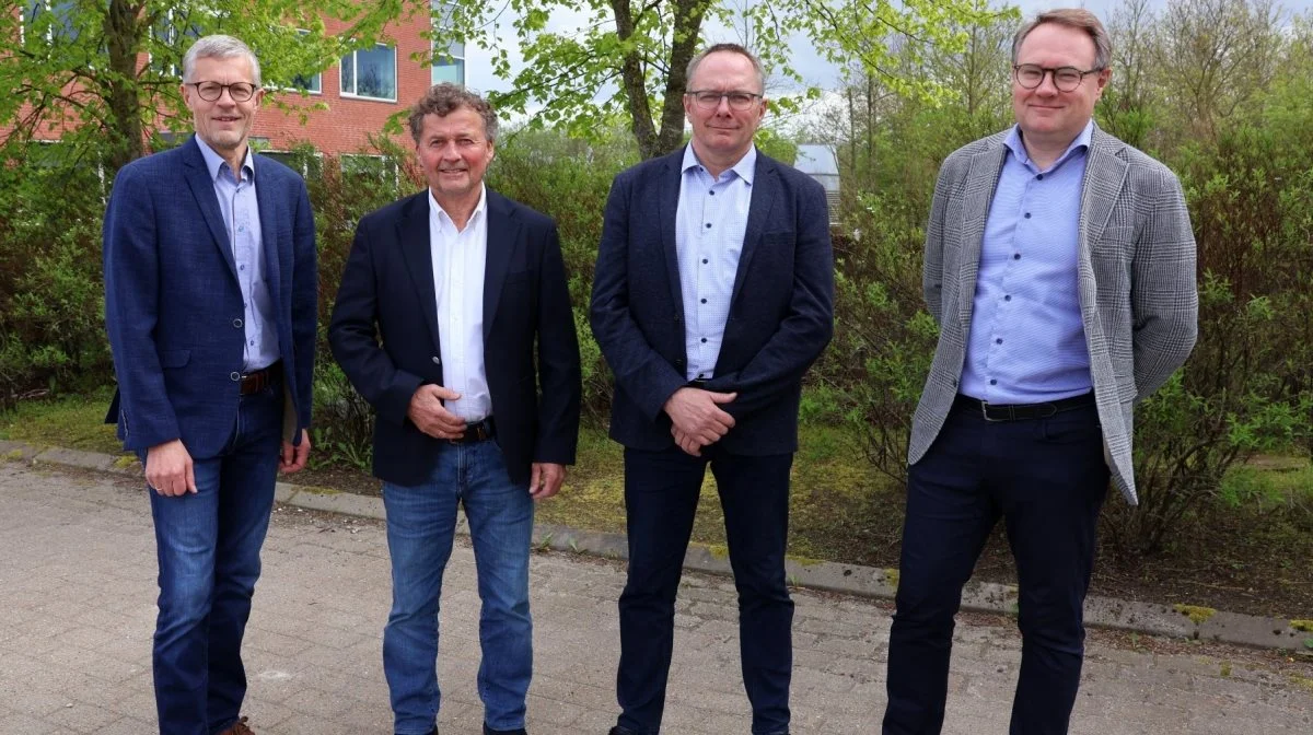Fusionen mellem Agri Nord og LandboNord har fået grønt lys fra medlemmerne. I spidsen for den nye virksomhed er administrerende direktør Uffe Bertelsen (th.) (tidligere LandboNord), Group CFO Anders Hummelmose (tv.) (tidligere Agri Nord), formand Carl Christian Pedersen (nummer to fra venstre) (tidligere Agri Nord) og næstformand og repræsentant for Nordjylland i Landbrug & Fødevarers forretningsudvalg Torben Farum (tidligere LandboNord). Fotos: AgriNord/LandboNord
