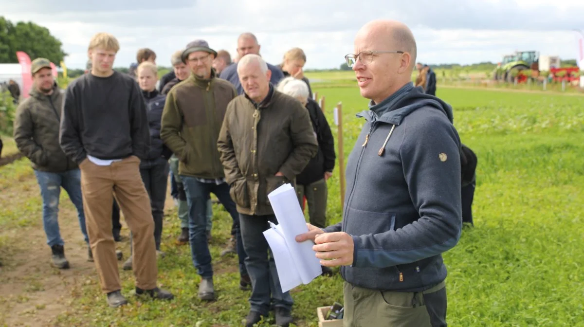 Jesper Fog-Petersen, specialkonsulent hos Innovationscenter for Økologisk Landbrug, fortalte blandt meget andet om fordelene ved samdyrkning af eksempelvis en korn- og efterafgrøde. 