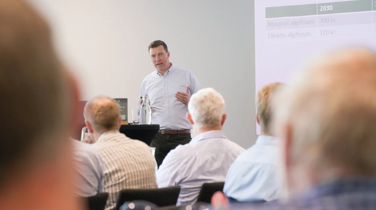 Formand for Landbrug & Fødevarer, Søren Søndergaard har været på tur rundt i Danmark for at forklare punkterne i den netop indgåede aftale om blandt andet en CO2-afgift.