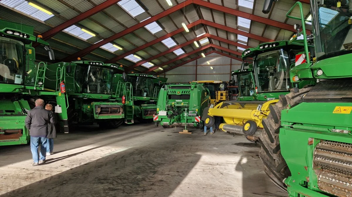 Fremover kan Semler Agro-kunderne få lokal support på maskiner af mærkerne John Deere, Kramer, Väderstad, Sulky og Bratner. De lokale Semler Agro-centre skal stå for den mere almindelige vedligeholdelse. Arkivfoto: Henning K. Andersen