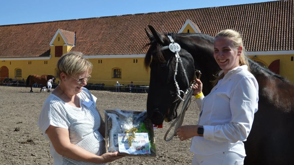 Maria Petersen, Faaborg med Frieserhoppen Titania Correll modtog ærespræmie fra LandbrugFyn.