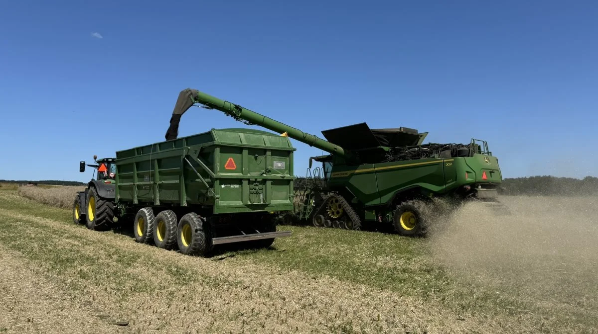 Jakobsgaards John Deere X9 1100 fylder lige straks ét år. Det er den anden X9, John Jakobsen har haft på bedriften. Fotos: Kasper Stougård 