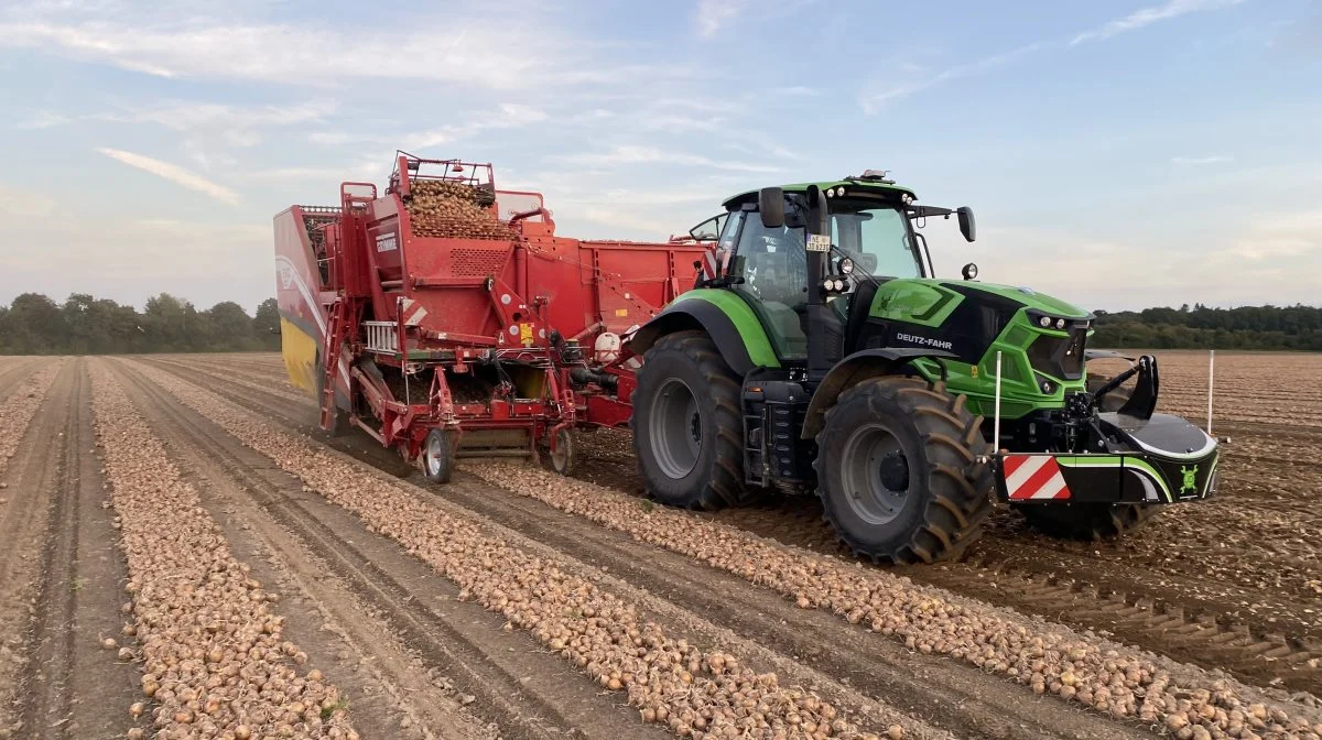 Forbedret tilgængelighed, komfort og brugervenlighed er fortsat i fokus i den nyopdaterede version af Grimmes EVO 280-kartoffeloptager, der blev præsenteret mandag i Tyskland. Foto: Grimme