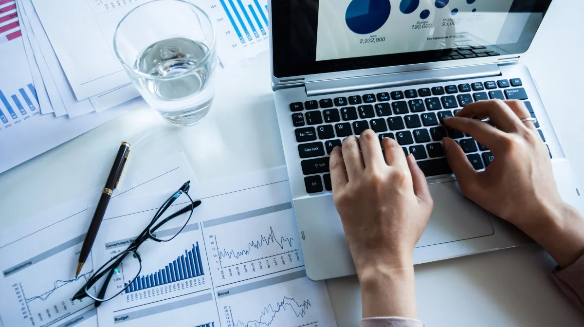 Aktier er historisk set steget med cirka 7 procent i gennemsnit før inflation. Foto: Colourbox