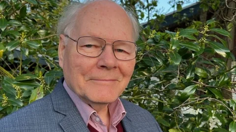Anker Jacobsen, der er kemiingeniør og en af frontløberne indenfor dansk biogas og anden miljøteknologi, har ladet sig pensionere for at få tid til blandt andet at skrive bogen »Ret og vrang i CO2-debatten«. Privatfoto