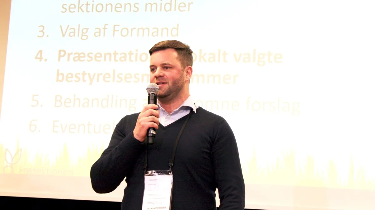 Troels Prior Larsen har i flere år været formand for Frøsektionen under Landbrug & Fødevarer. Han driver et landbrug på 200 hektar på Nordfalster med blandt andet strandsvingel.