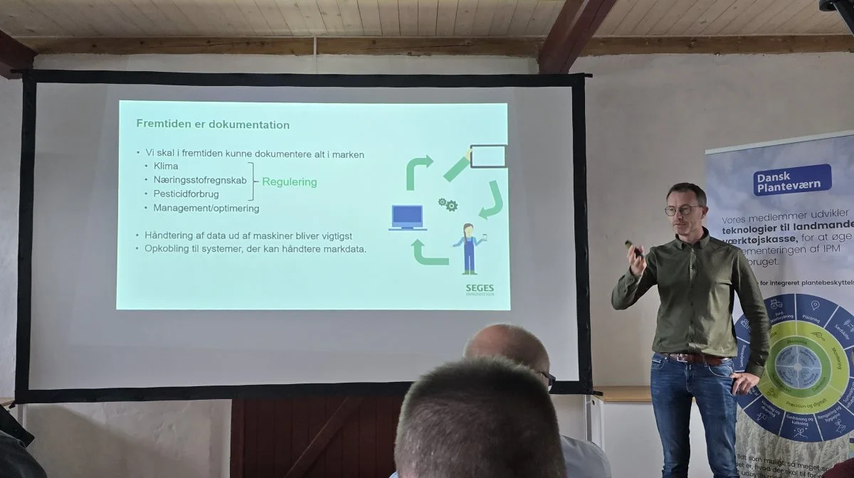 Afdelingsleder og landskonsulent i planteværn ved Seges Innovation, Carsten Fabricius, styrede formiddagens indlæg og konkluderede at fremtiden er dokumentation. 