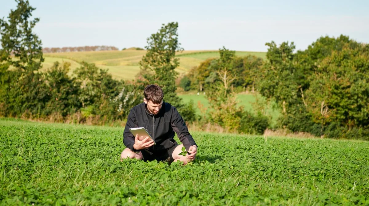 Hvor stor er risikoen for, at der bliver udledt lattergas fra marken, efter at der er blevet gødet med nitrat? Det har Seges Innovation lavet et varslingssystem i FarmTracking, der viser. Foto: Seges Innovation