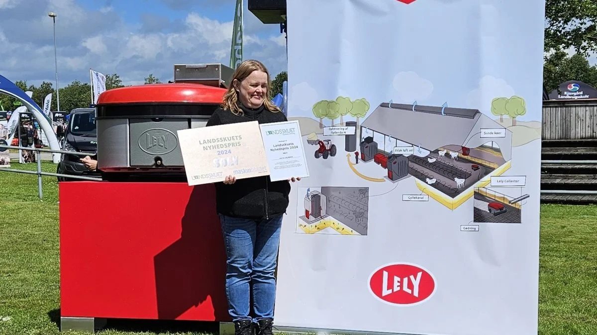 Ved dette års Landsskue modtog Lely Nordic, her repræsenteret af Ann Louise Christensen, sølvprisen ved uddelingen af Landskuets Nyhedspris 2024 for Lely Sphere, der nu er optaget på Miljøstyrelsens Teknologiliste. Arkivfoto: Line Brusgaard